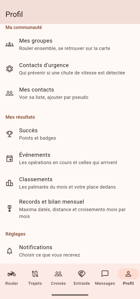 La page des résultats d’un profil : le niveau, les points, les distinctions gagnées et les succès mis en avant.